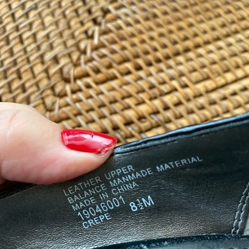 Gorgeous Franco Sarto Suede/Patent Leather Pumps